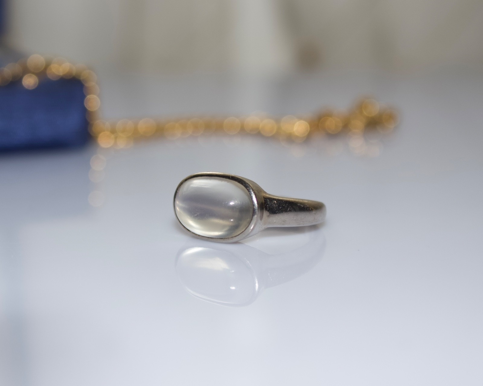 Vintage 14k White Gold Moonstone Bezel Set Solitaire Stacking Band Ring
