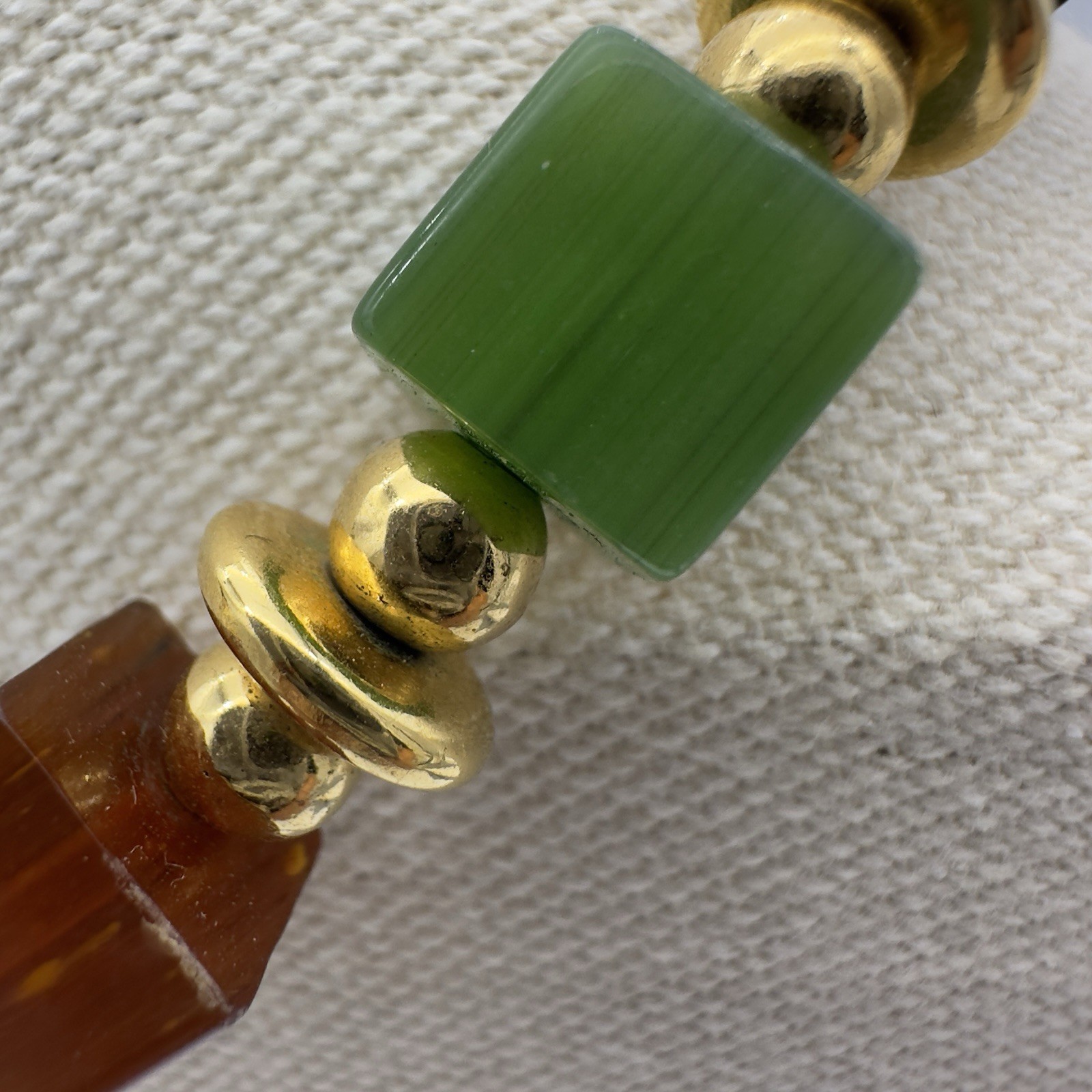 Vintage TRIFARI Necklace Mogul Jewel Tone Lucite Cube Bead Colar 18 Inch