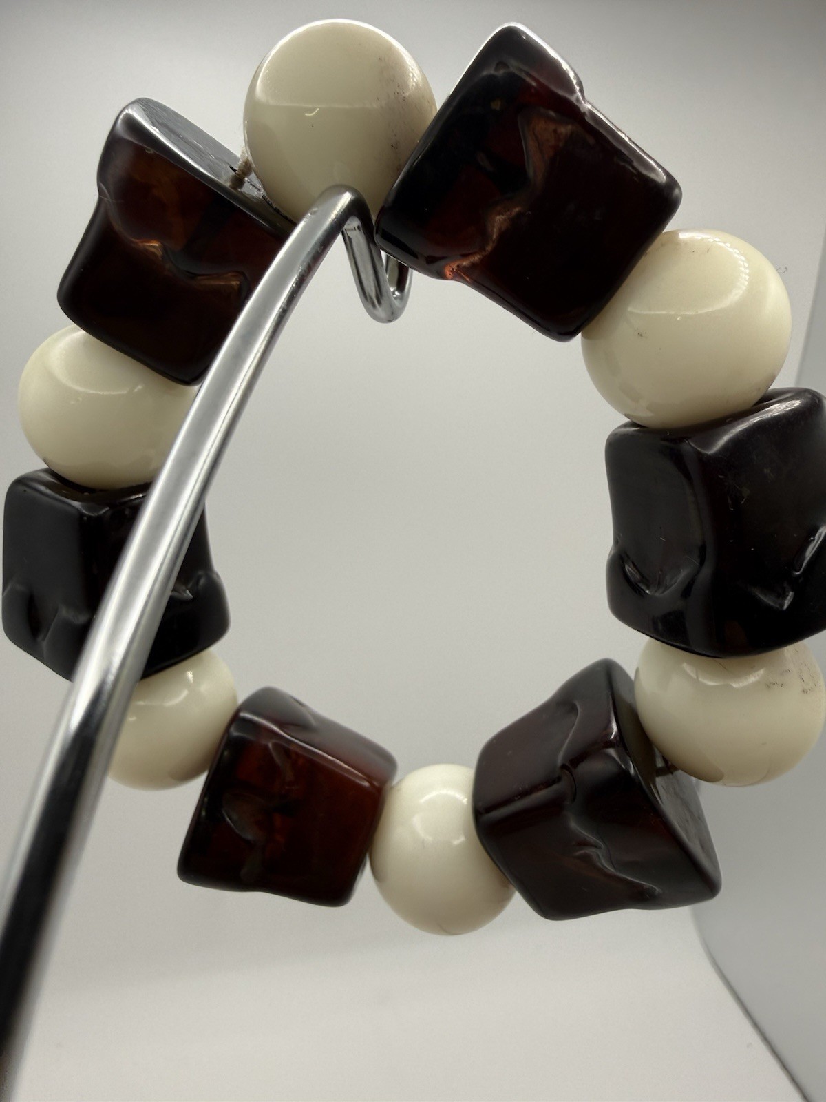 Vintage Chunky Brown & White Lucite Bead Stretch Bracelet Statement