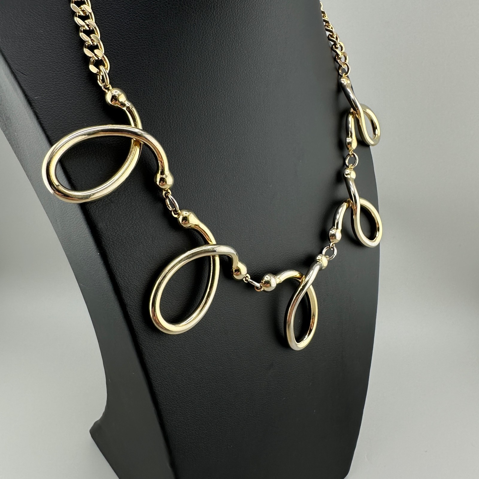 Vintage Chunky Statement Necklace Gold Tone Open Oval Link Retro Collar 1980s
