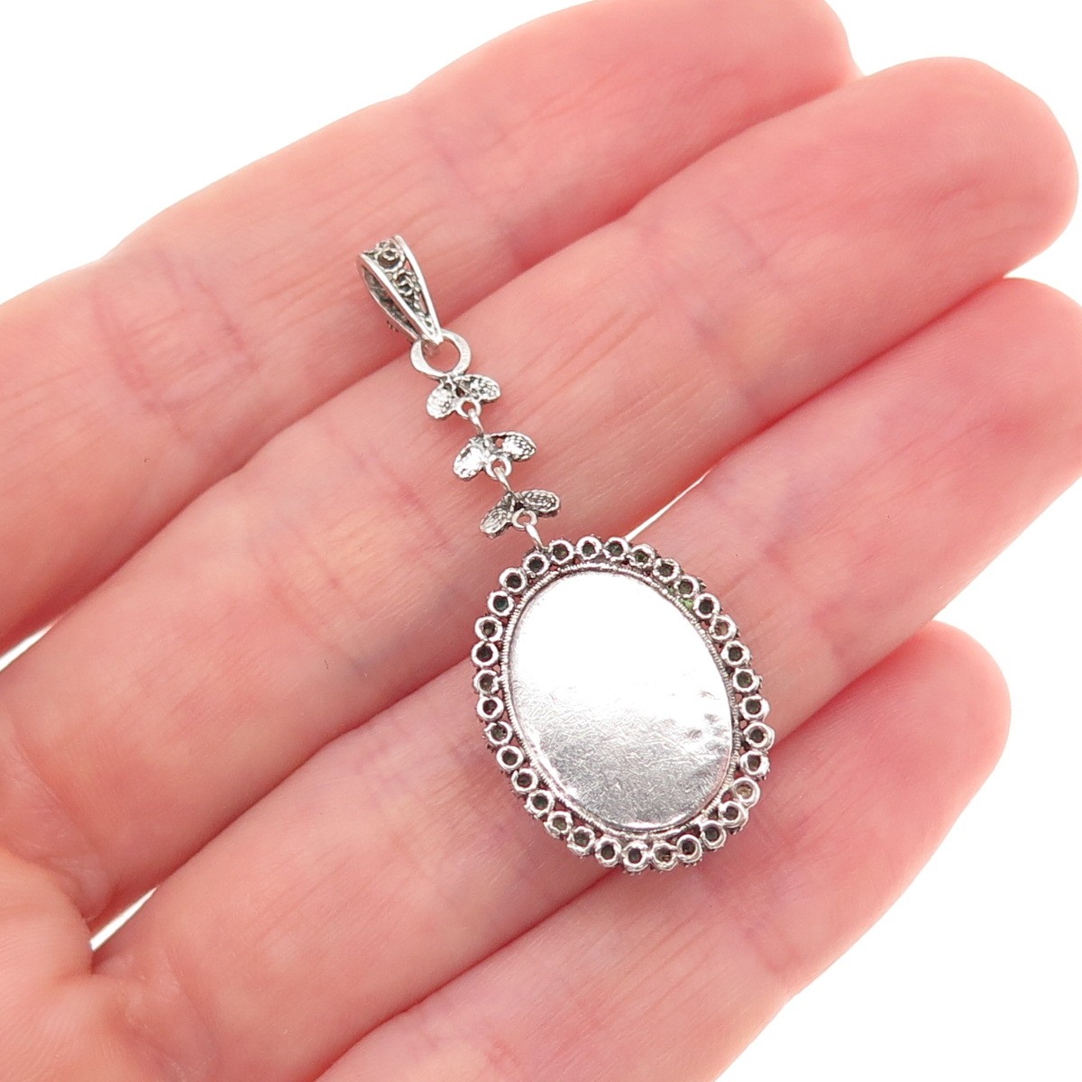 925 Sterling Silver Antique Art Deco Real MOP Lady Cameo Cannetille Pendant