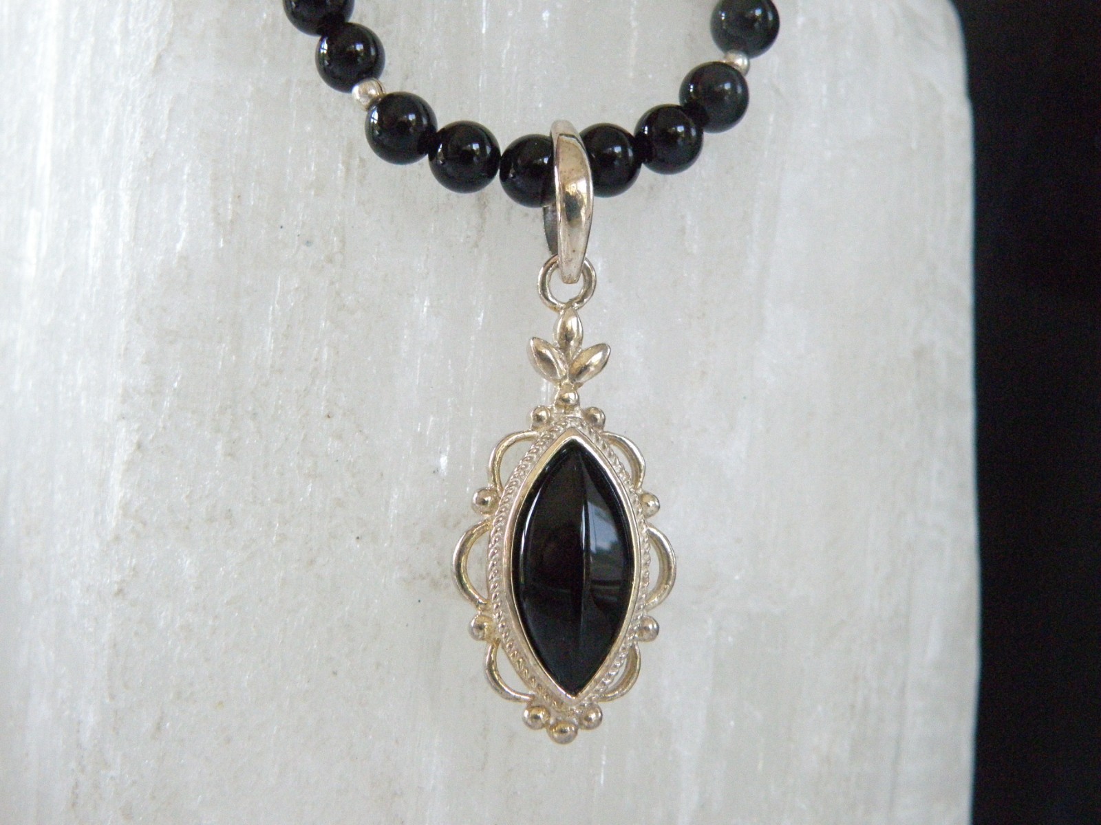 Vintage Sterling Silver 925 Black Onyx Station Bead Necklace