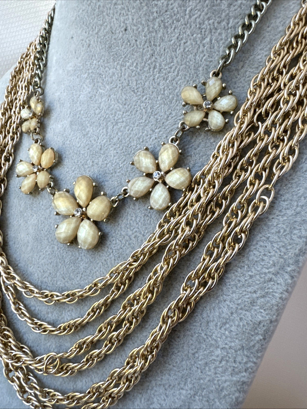 VTG Gold chain layers Yellow Daisy y2k 2000s Bib Necklace Stack Lot Hong Kong LC