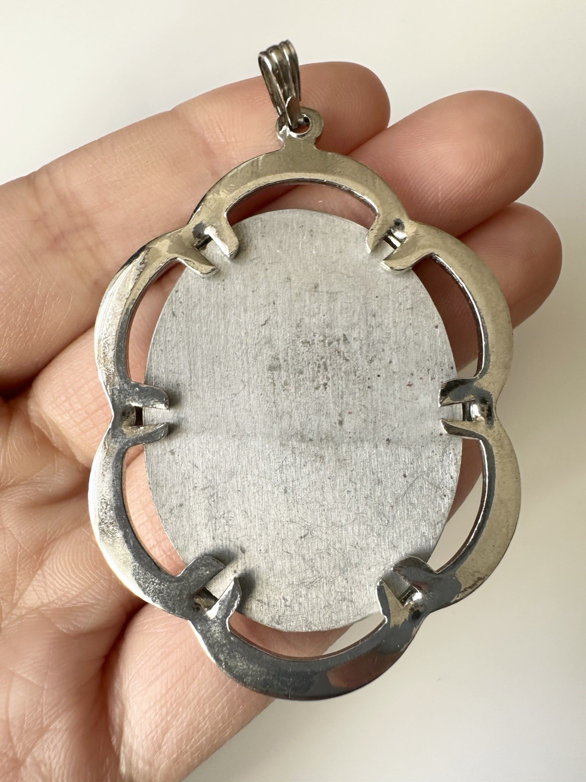 Vintage Mother of Pearl Inlay Bird Pendant Abalone Detail Oval Silver Tone