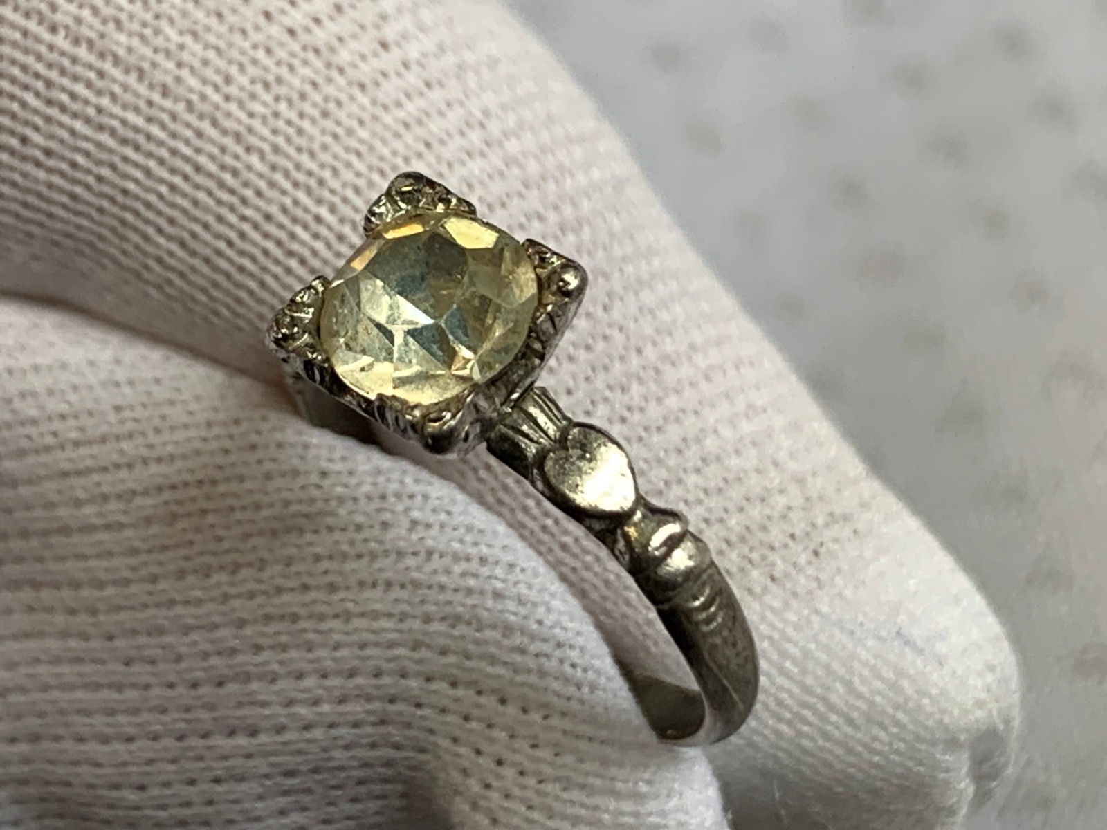 Vtg Sterling Silver Childs Ring 1g Fine Jewelry Size 1.75 Tinted Stone *READ*