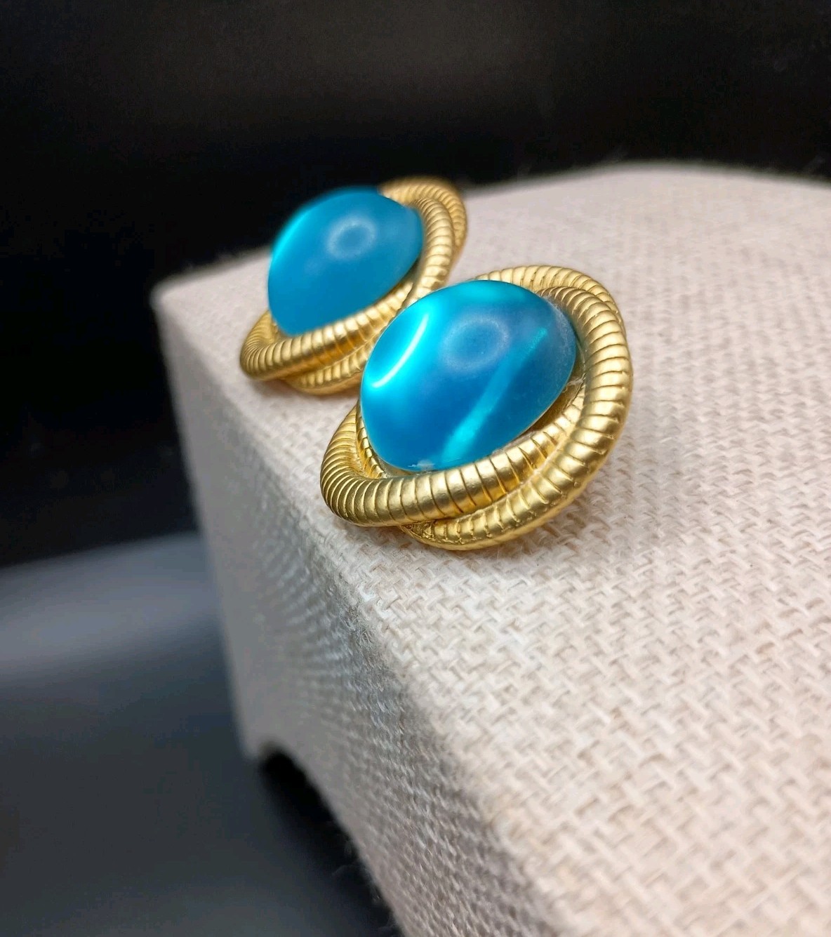 Vintage Aqua Blue Glass Cabochon Pierced Earrings Gripoix Gold Tone Rope 1.25 “