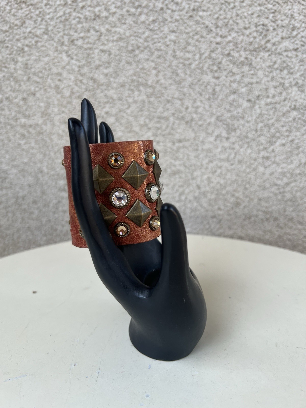 Vtg Cuff Bracelet Leather Rustic Rhinestone Metal S/M Streets Ahead