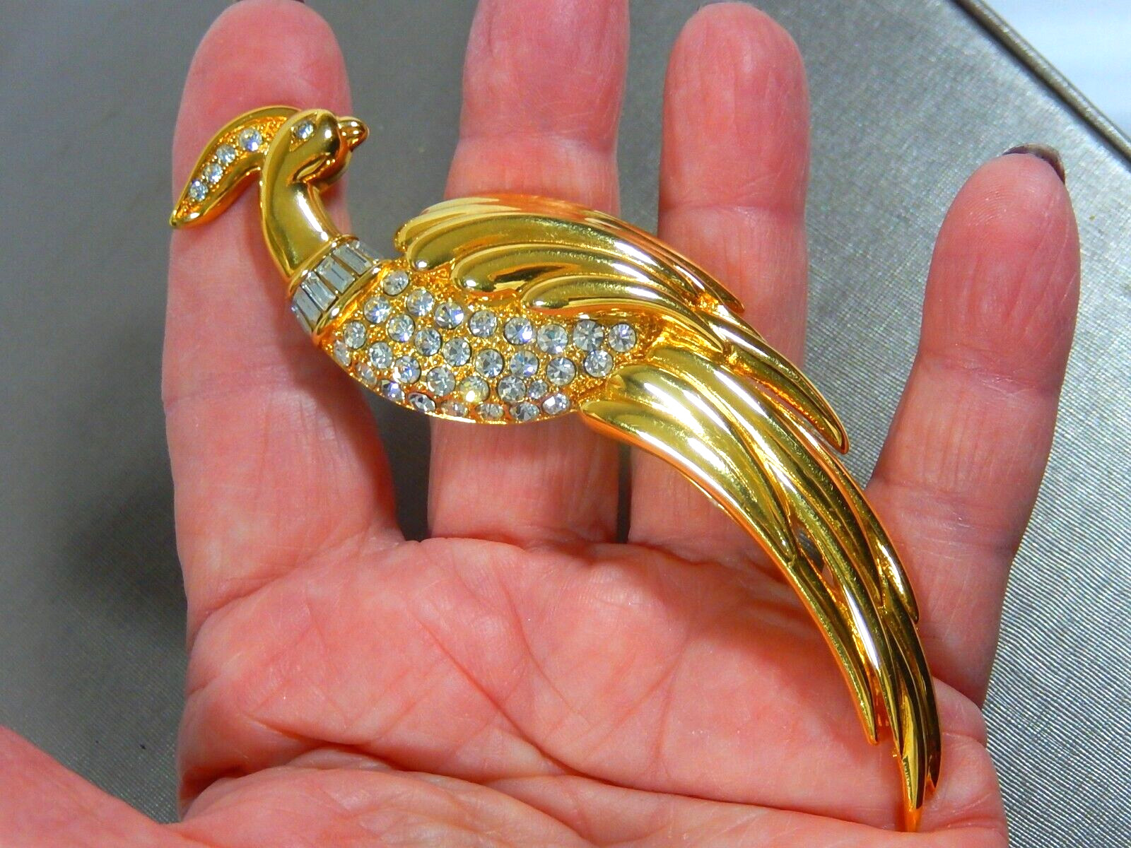 VTG MONET 4.10″ BIRD OF PARADISE SWAROVSKI CRYSTAL GP FIGURAL BROOCH PIN MINTY