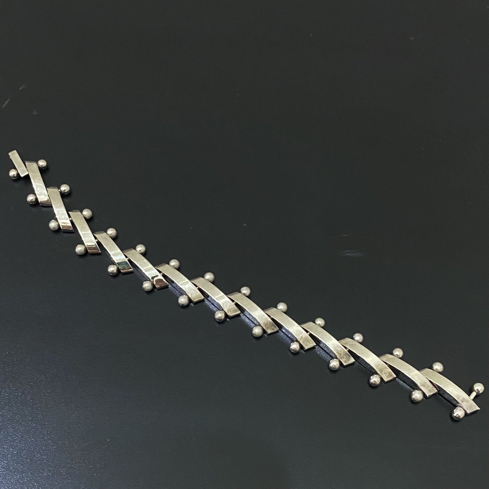 Vintage Silver-plated Modernist Ball Bolt Bar DNA Link Bracelet 44g.