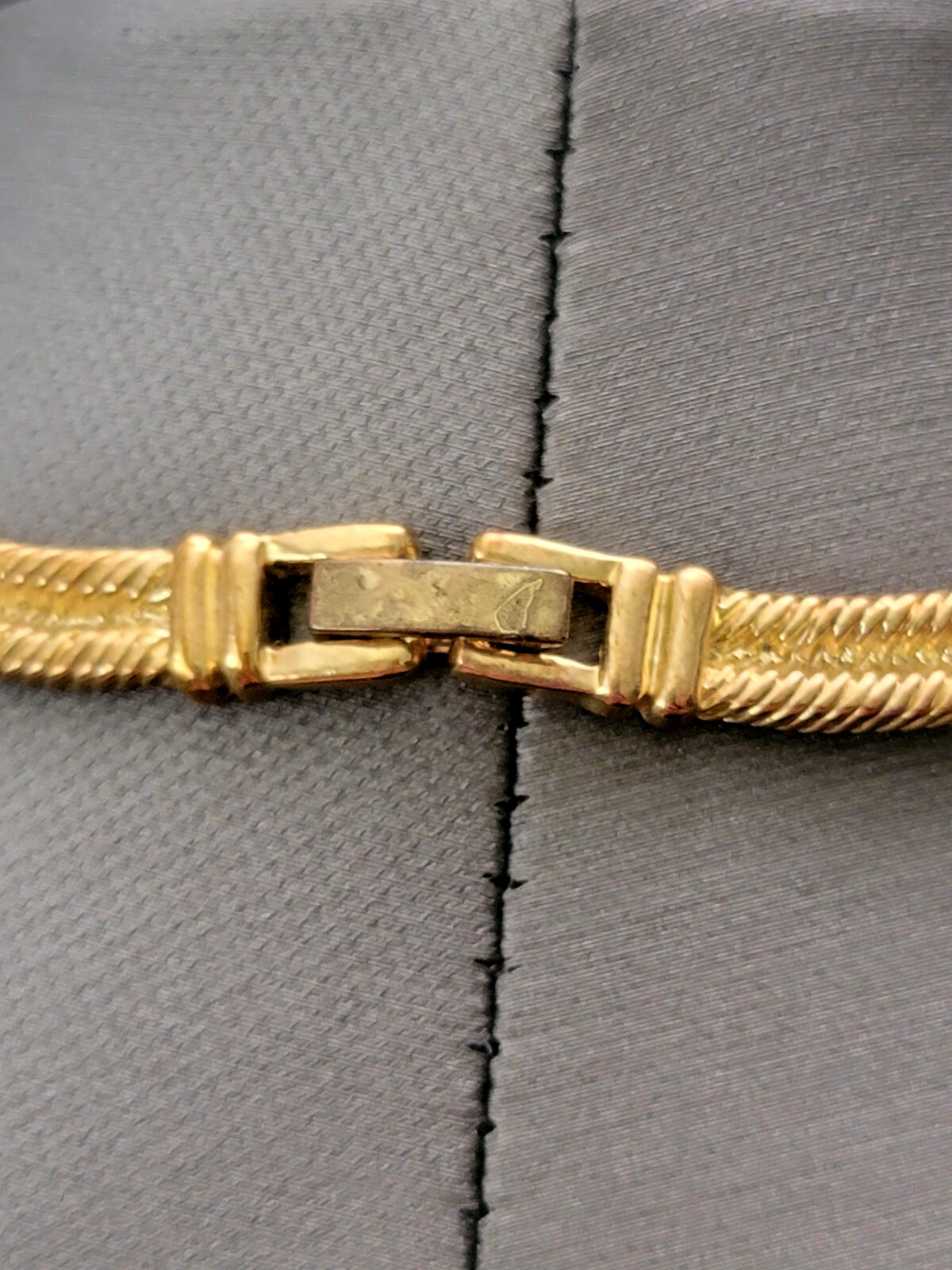 Vintage Gold Tone Segmented Bar Links Rhinestone Collar Necklace 16″ L