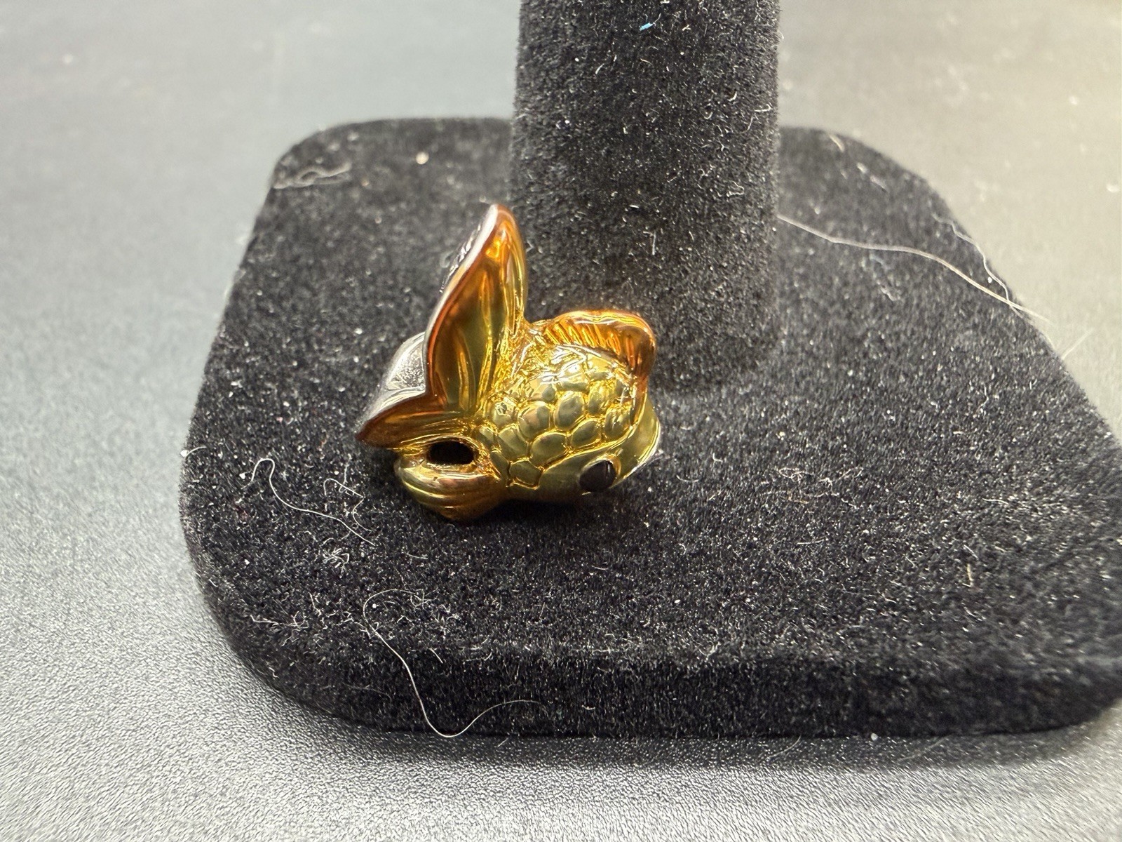 VTG Danbury Mint Charm Bracelet Bead Marked Slide On Charm Bead Goldfish