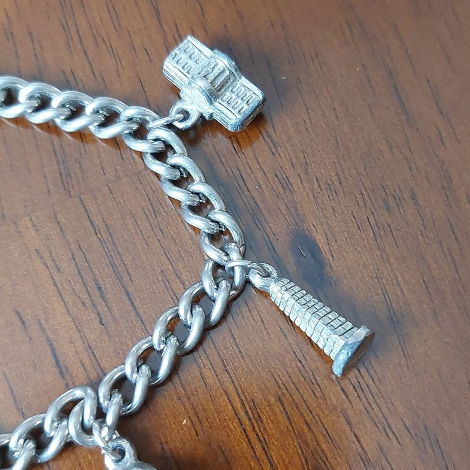 Vtg Washington DC Souvenir Charm Bracelet Famous Notable Buildings Silver Tone