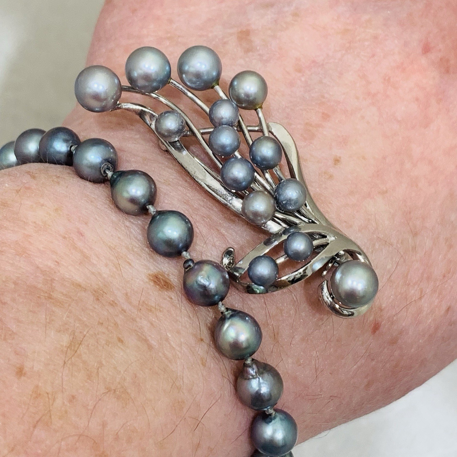 VTG BLUE AKOYA PEARL Necklace SET 10k WG 7mm Baroque Saltwater Pin 3″ SILVER 19″