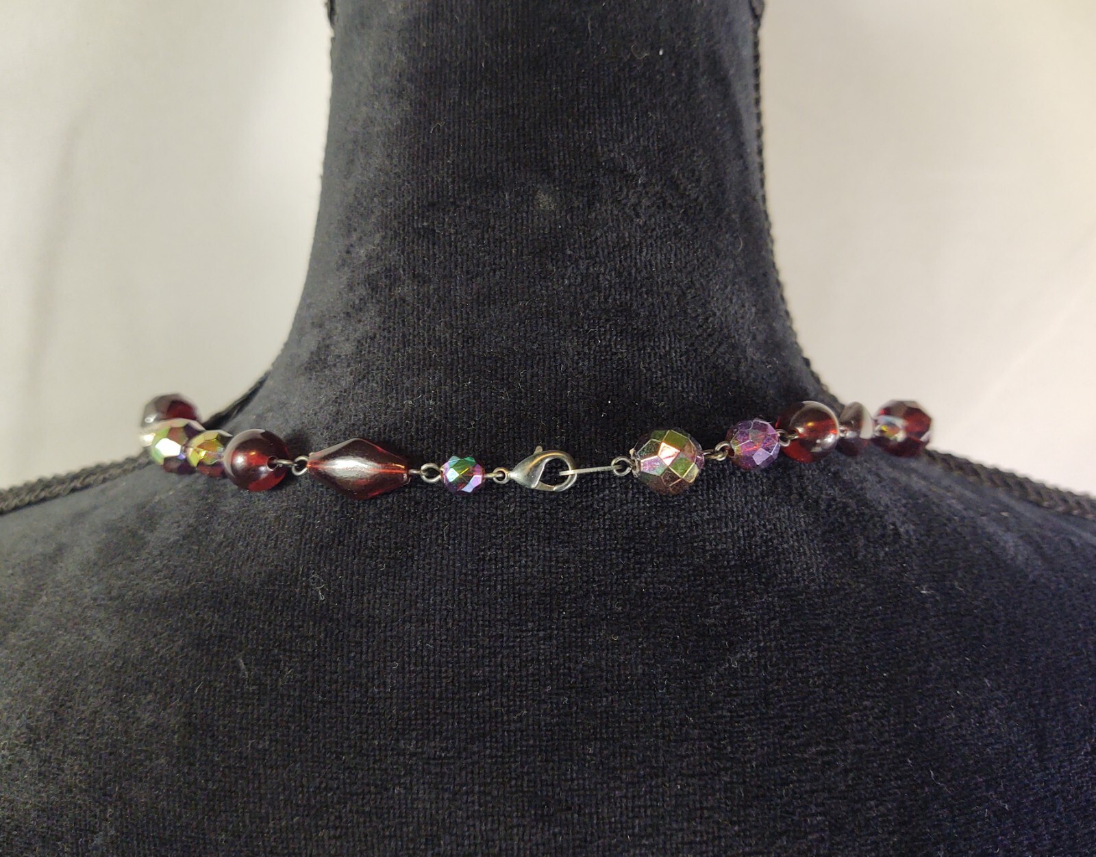 Vtg Beaded Necklace Silver Tone Clasp Red Iridescent Ornate Silver Tone Beads