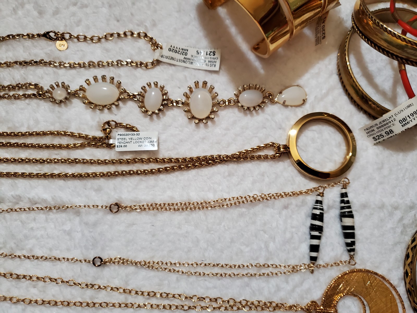 HSN VINTAGE MODERN MIXED JEWELRY LOT,6 NECKLACES 12 BRACELET