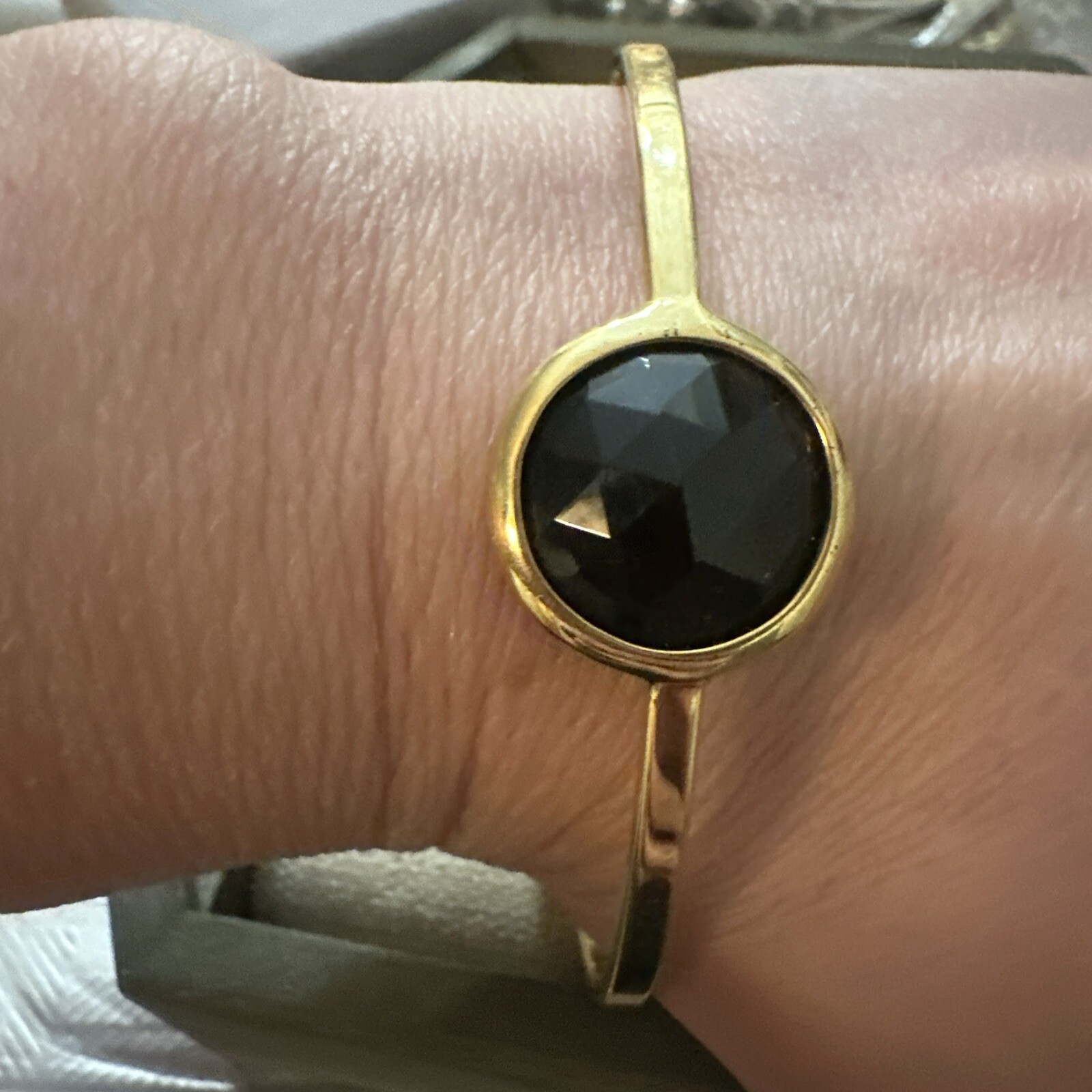 DESIGNER SIGNED HENRI BENDEL GOLD JEWELED CRYSTAL BANGLE BRACELET