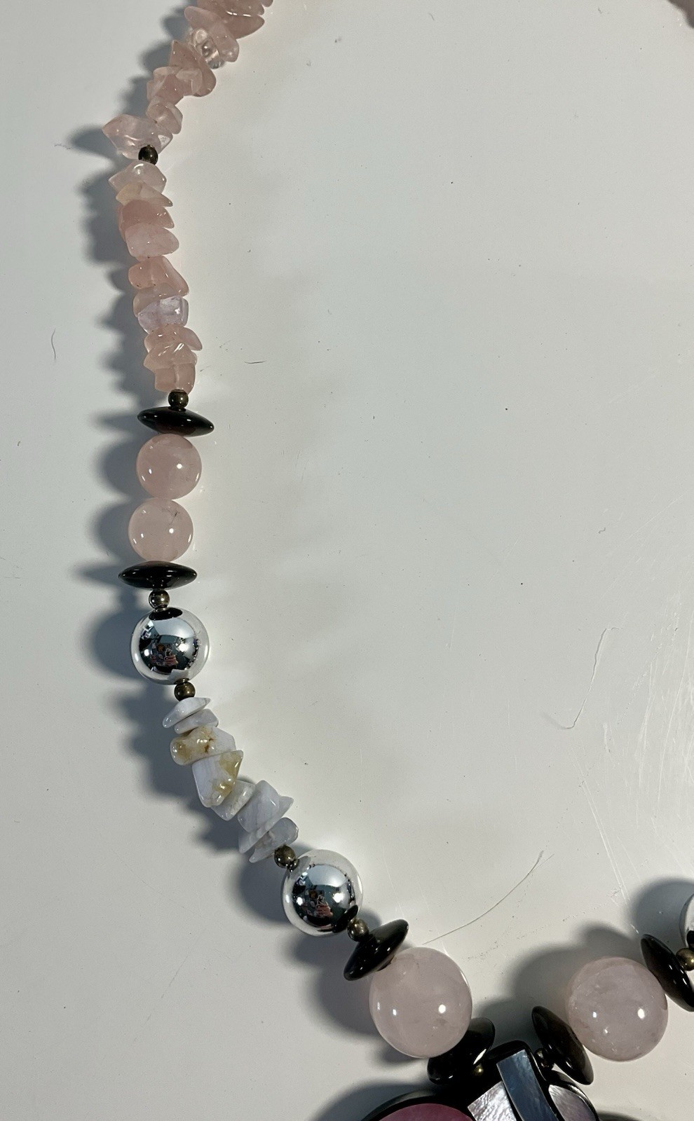 Vintage 1980’s Stunning Abalone Lucite Rose Quartz Bead Fashion Necklace EUC