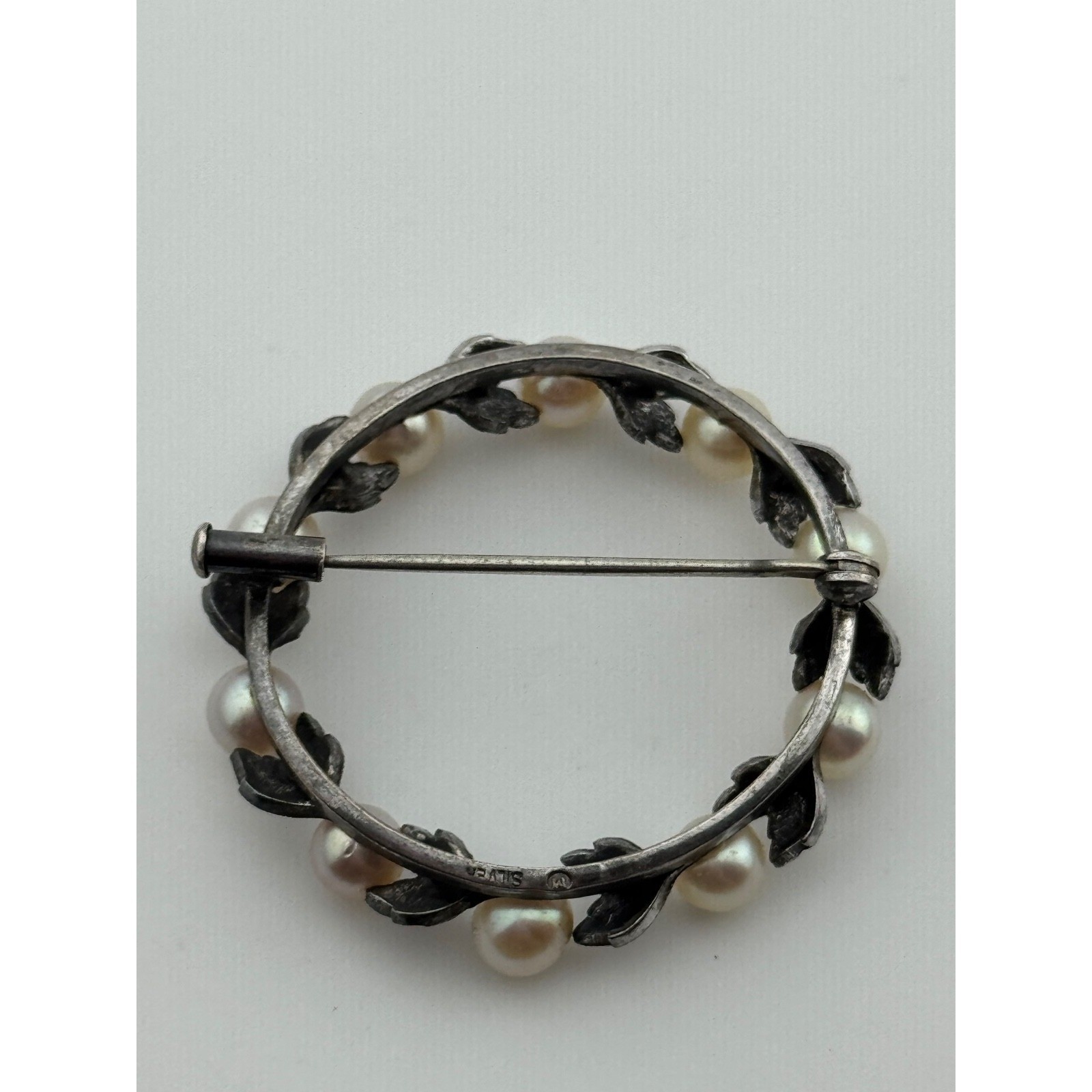Vintage Mikimoto Wreath Brooch Sterling Silver Pearl Leaf Design Pin