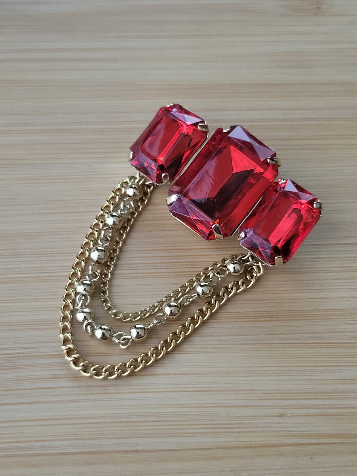 Vtg Faux Red Faceted Rectangle Gem Brooch Gold Tone Chatelaine Regal Statement