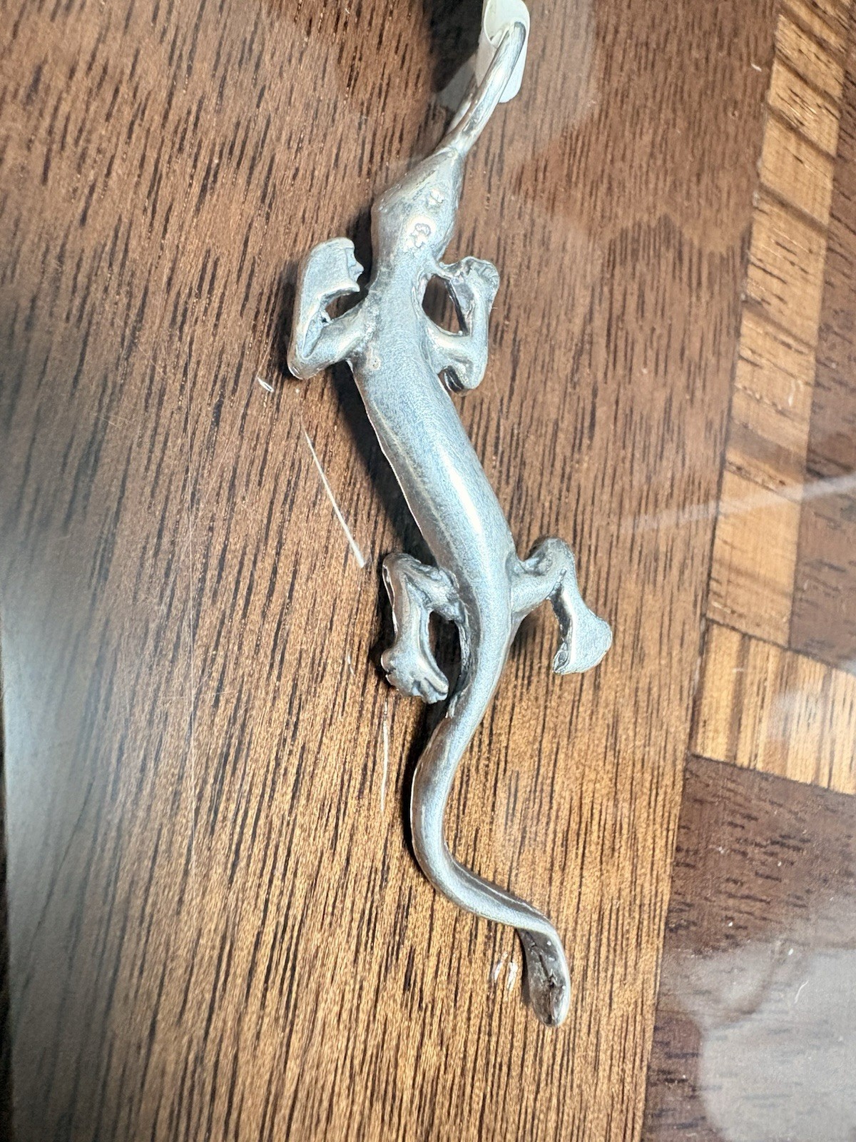Vintage 925 Sterling Silver Large Gecko Lizard Reptile Pendant Textures Top