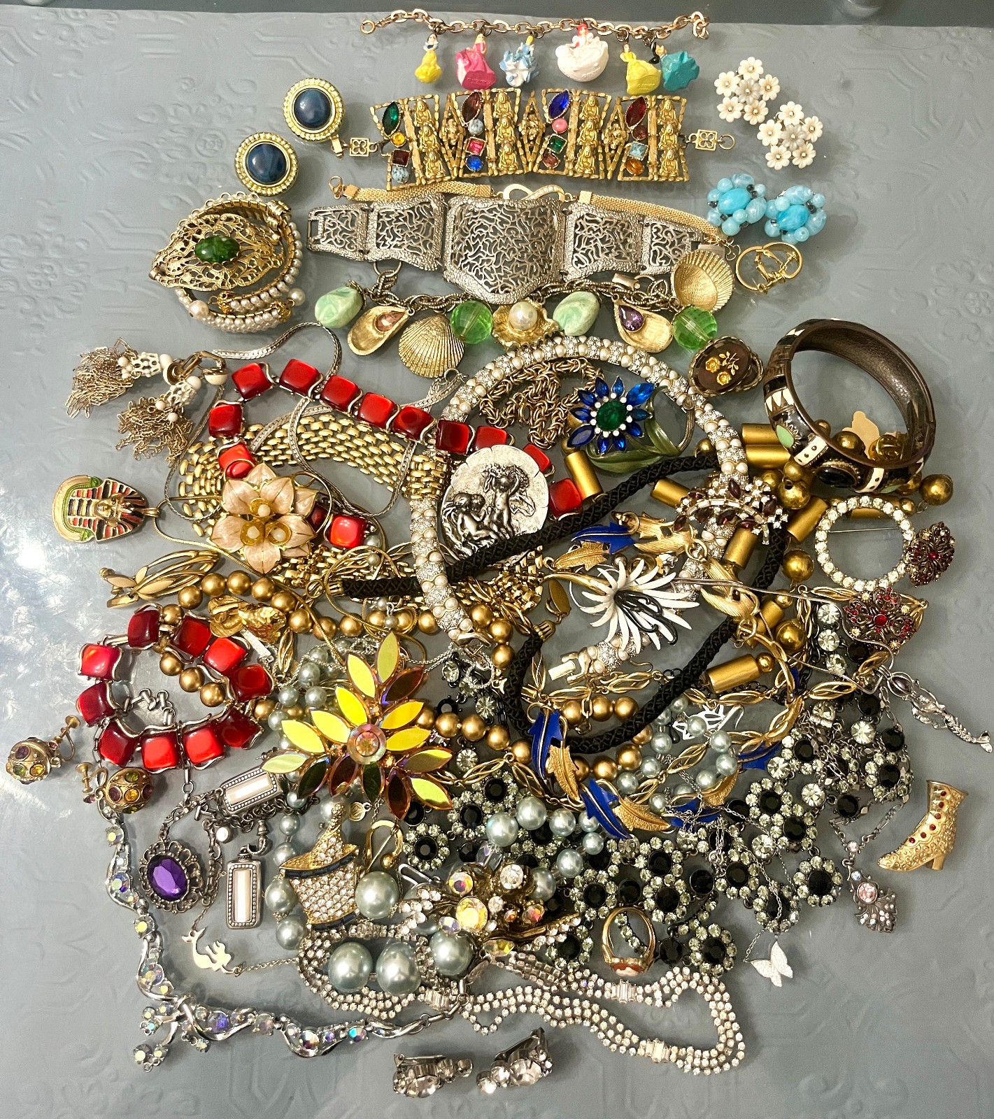 Vintage & Costume Jewelry Lot Coro Mode Art Trifari 1928 ART Rhinestone +