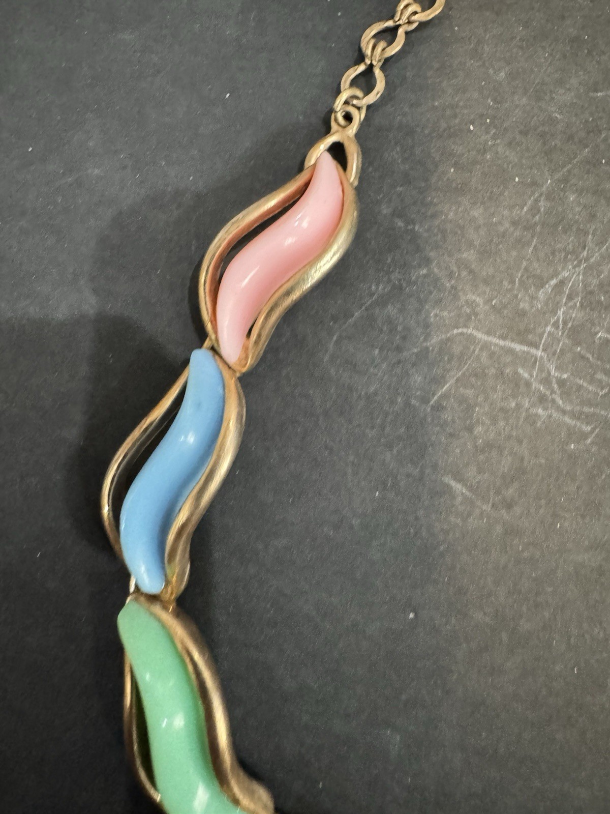Vtg Acrylic Pastel Colors Metal Necklace