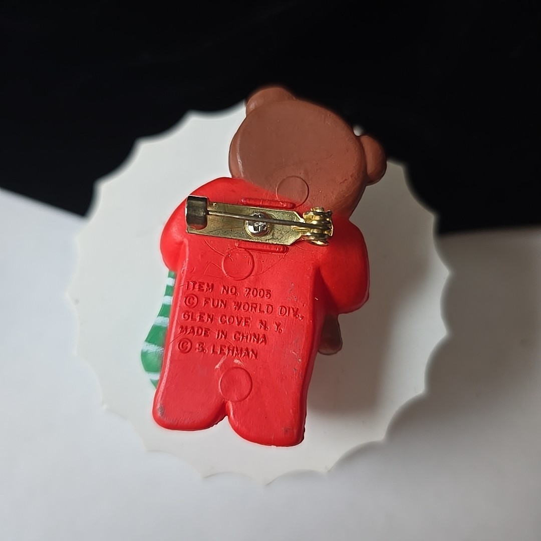 Vintage Fun World S Lehman Plastic Teddy Bears Christmas Pin