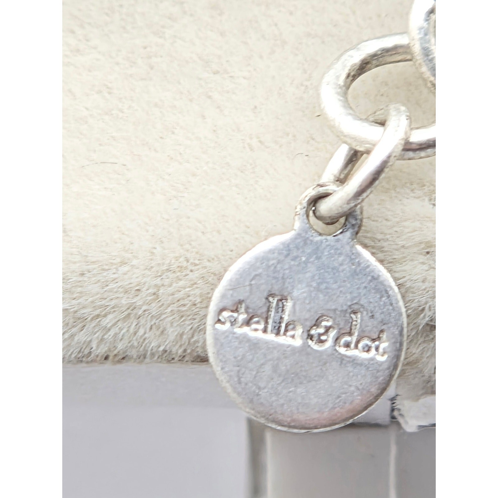Stella & Dot Statement Necklace Mixed Media Pendant Silver Tone Yellow Cream 24″