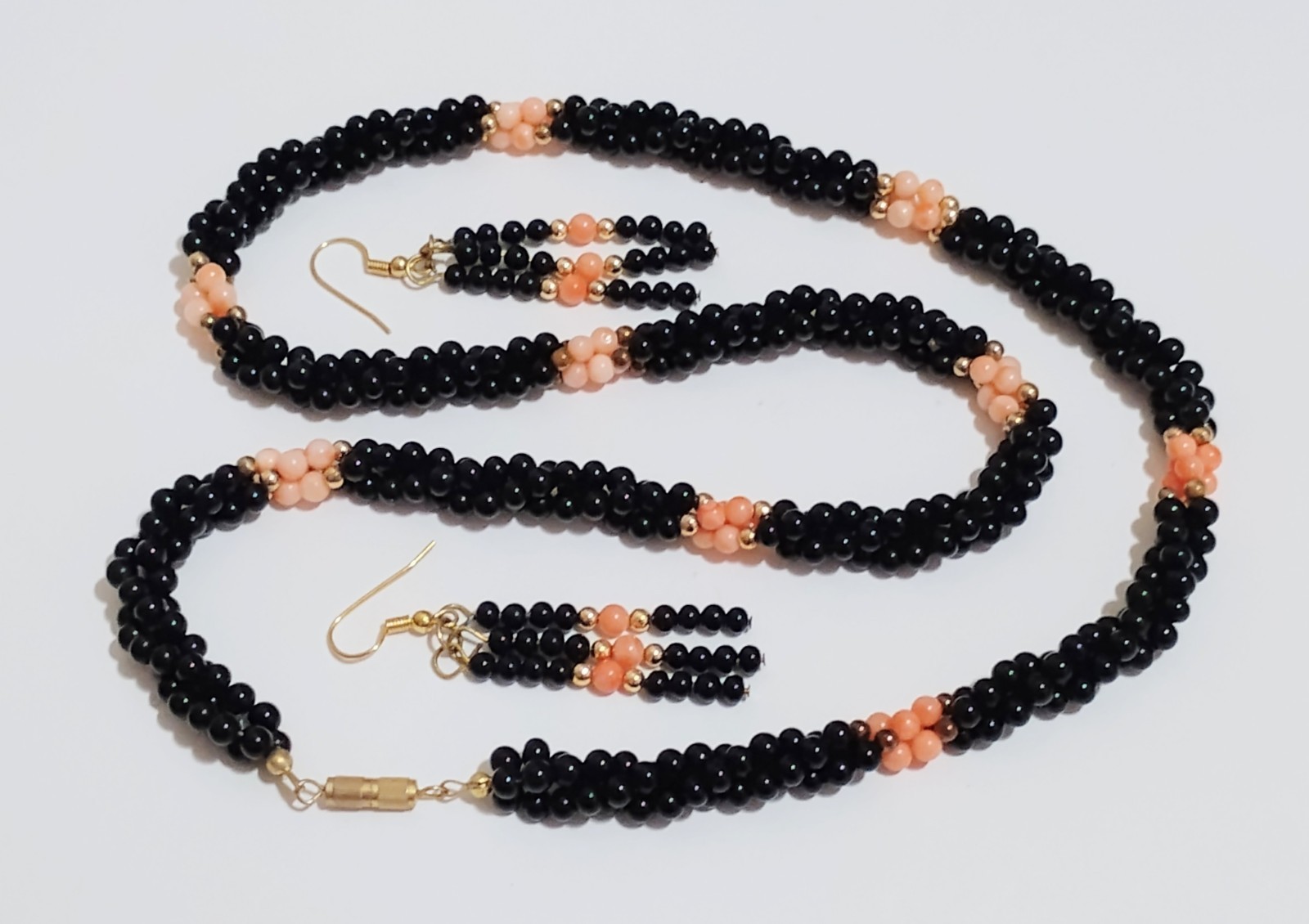 Vintage Black Onyx & Coral Necklace & Earrings Set Twisted Rope Pierced Dangle