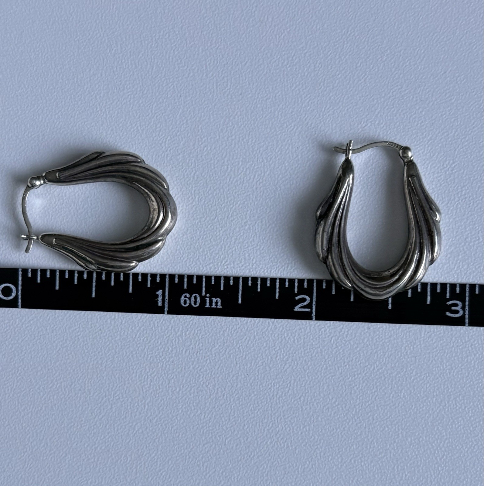 Vintage Sterling Silver Hoop Earrings 925 Dangle Drop Puffy Scalloped Ladies 1in