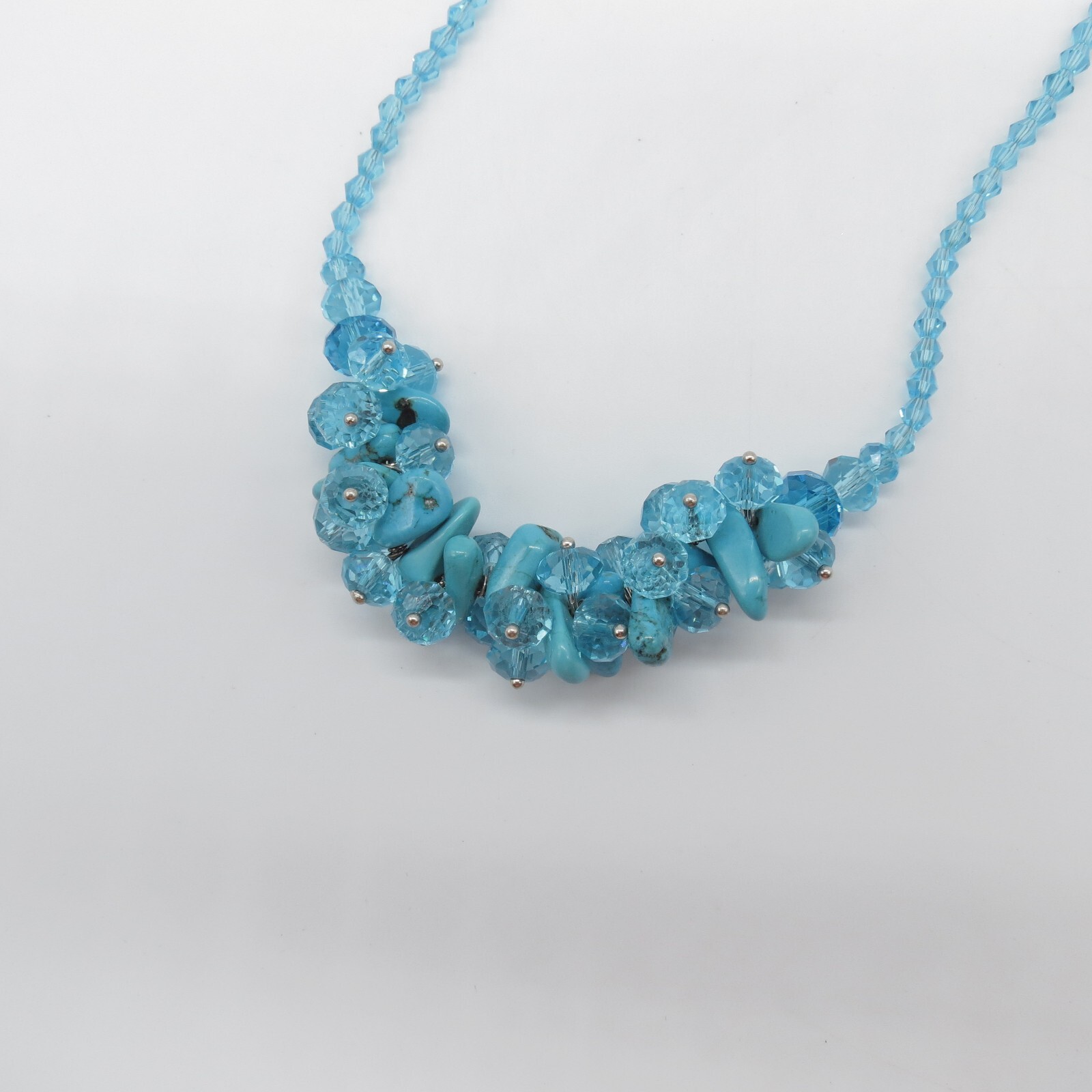 Vintage Blue Faceted Beaded Necklace Dyed Howlite Beads Boho 18″