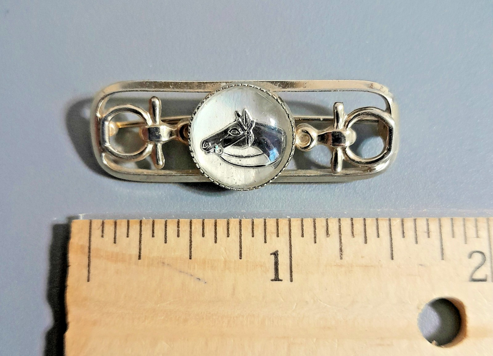 Vintage Equestrian Brooch Horse Head – Gold Tone – Snaffle Bit 1.75″