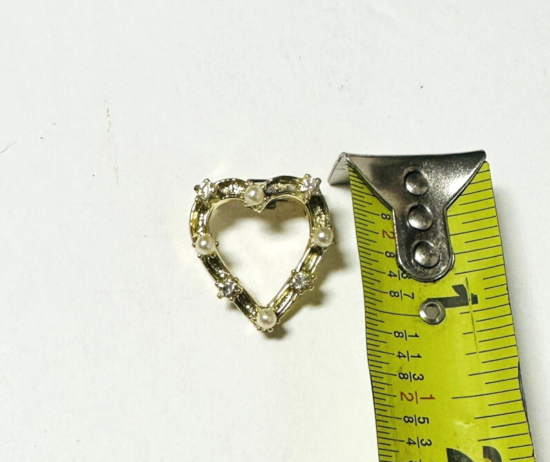 Heart Brooch Gold-tone Metal Rhinestones and Faux Pearls Love Beauty Shiny VTG