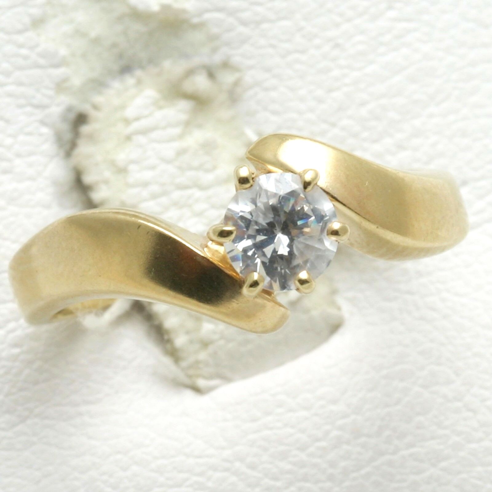 Vintage 14k Diamond Solitaire Engagement Ring 0.35 ct miners cut yellow gold