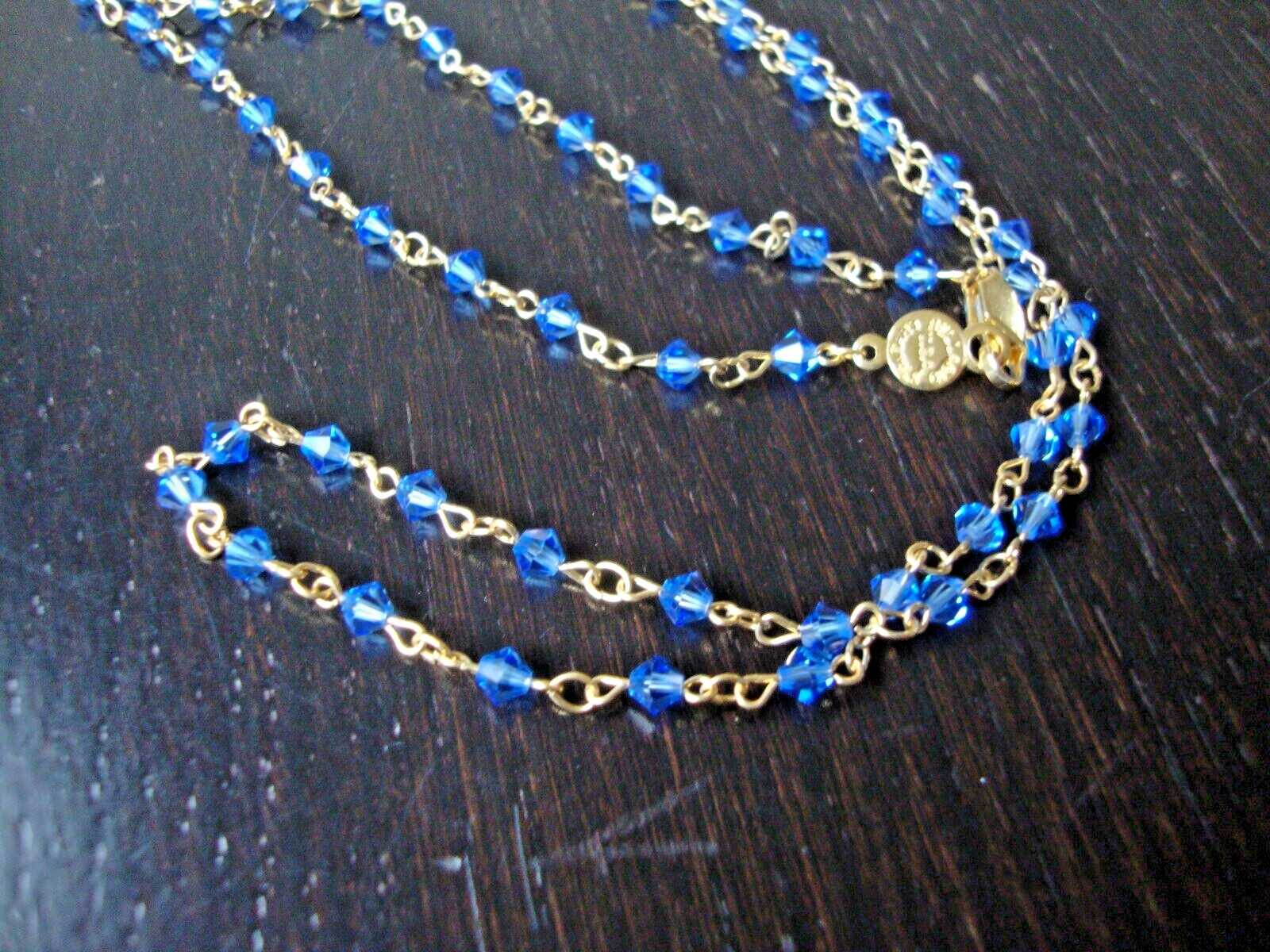 VINTAGE MINIATURE AUSTRIAN CRYSTAL SWISS BLUE CRYSTAL BEADS GOLD TONE NECKLACE