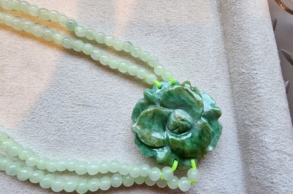 Certified Burma Grade A Jadeite Flower Pendant Green Bead Necklace