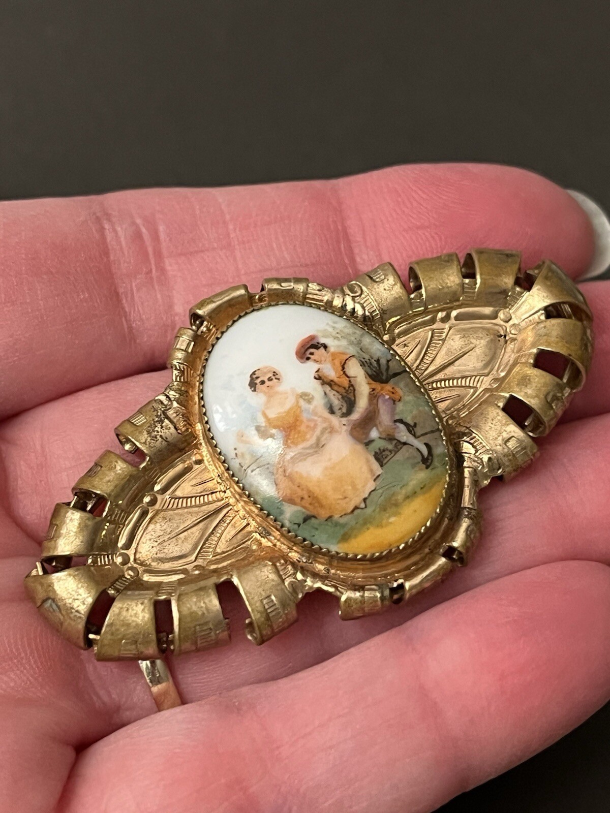 Vintage Austrian Porcelain Courting Couple Brooch Pat 206595 Gold Tone