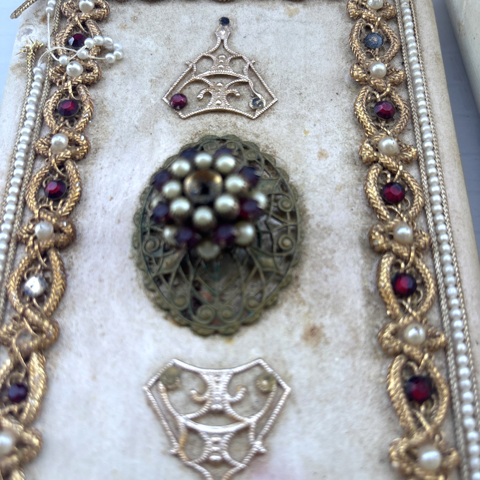 Vintage Jewelry Box Junk Ceramic Lot Christian Catholic Religious Themed Nice