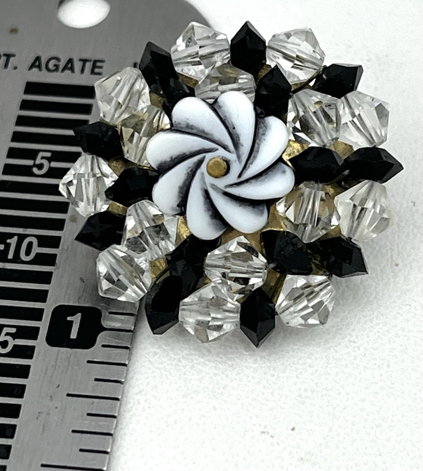 Vintage WHITE & BLACK Plastic FLOWER Two Strand Necklace & Earrings SWIRLY
