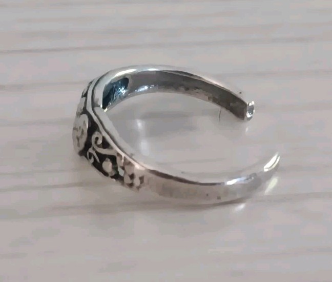 Vintage Y2K Early 2000s Heart Sterling Silver Toe Ring Size 3.25