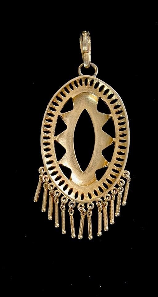 Vintage Large Gold Tone Tribal Brutalist Boho Fringe Open Oval Spike Pendant