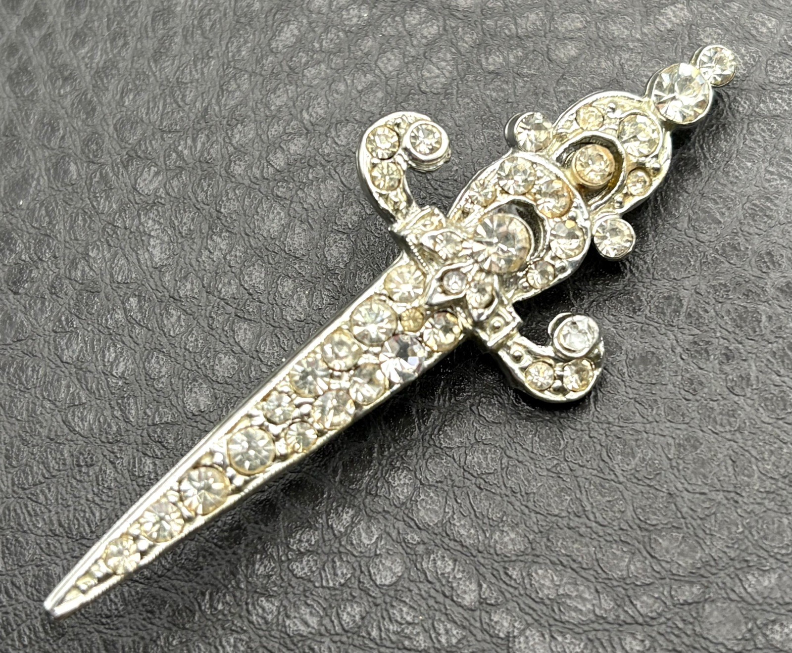 Vintage 1940s 50s Rhinestone Scimitar Sword Dagger Brooch Pin Silver Tone Coro?
