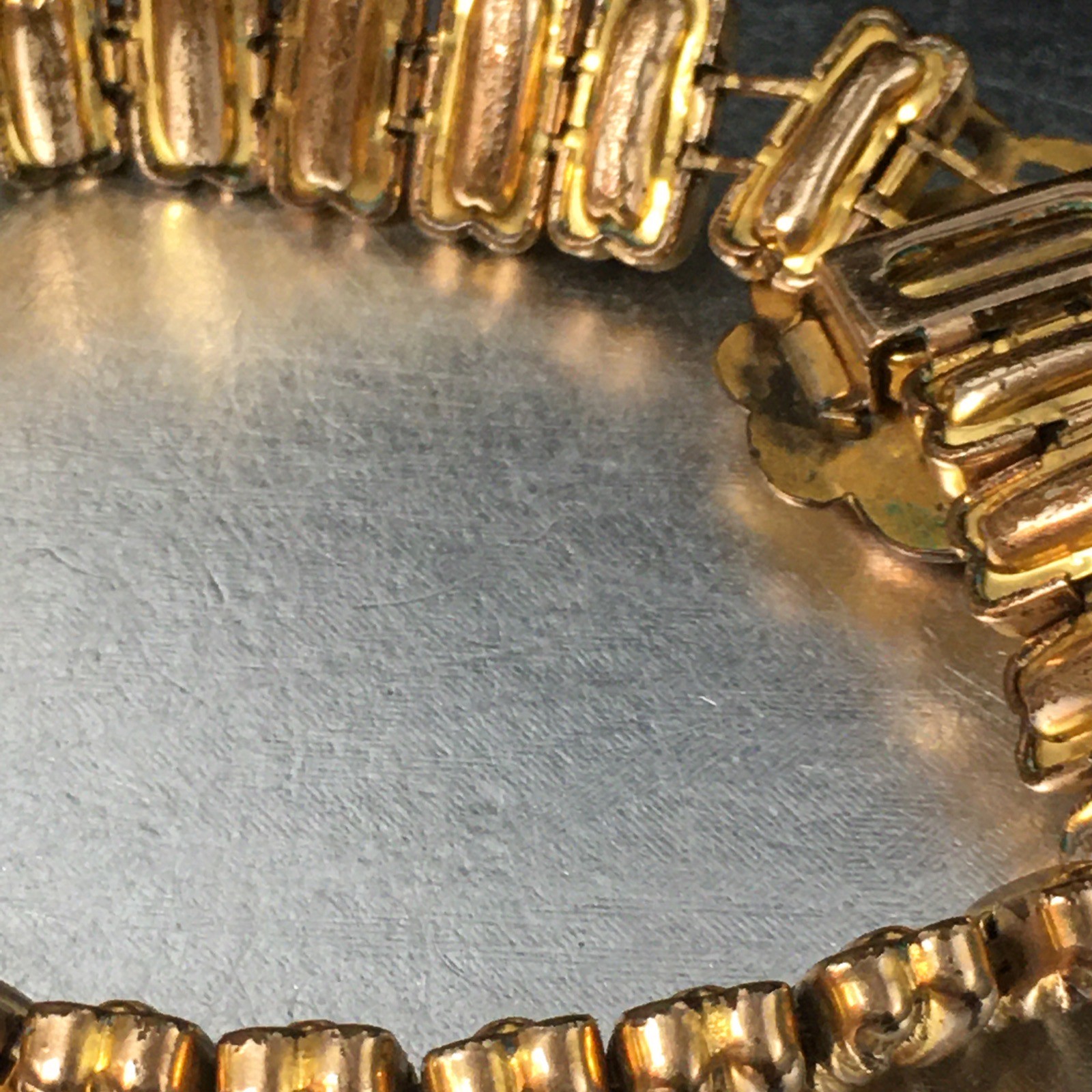 Unique Vtg Expansion Locket Sweetheart Bracelet Watch Style Face