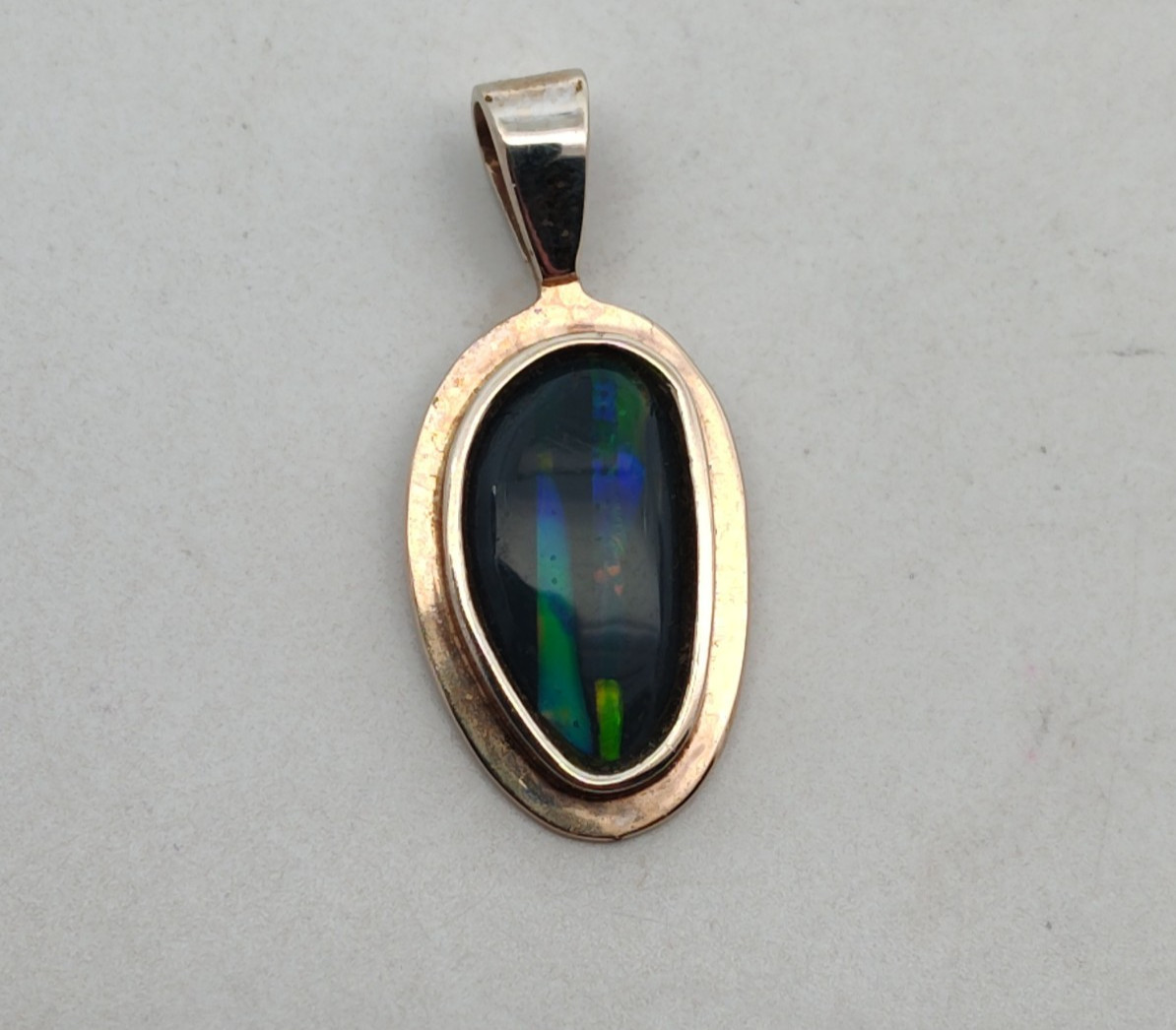 14K White Gold Gorgeous Opal & Onyx Inlay Handmade Modern Design Pendant