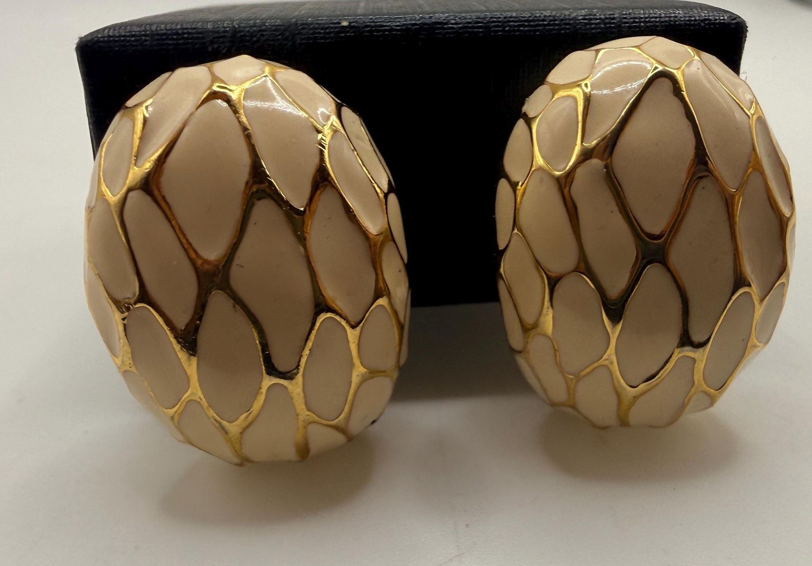 Vintage off white enamel and gold tone webbed design large clip on stud earrings