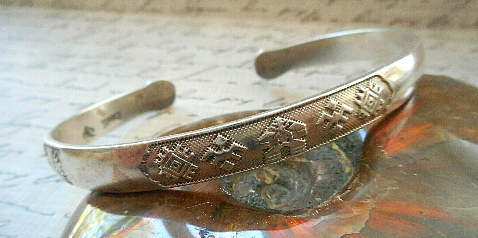 Vintage Sterling 990 Picto Hallmark Picto Stamped Design Cuff Bracelet A85VR