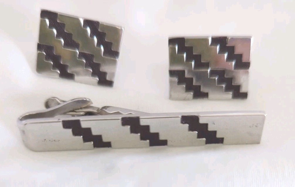 Geometric Tie Clip and Cuff Links Silvertone and Black Stair Step Design Vintage