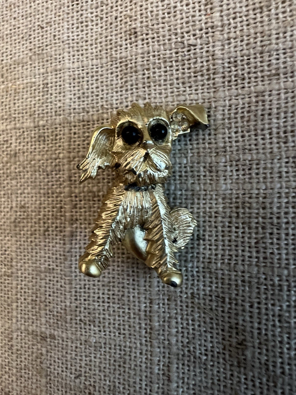 Adorable Gold Doggie Brooch About 1 Inch Black Bead Eyes Dog Puppy Shizu Yorkie
