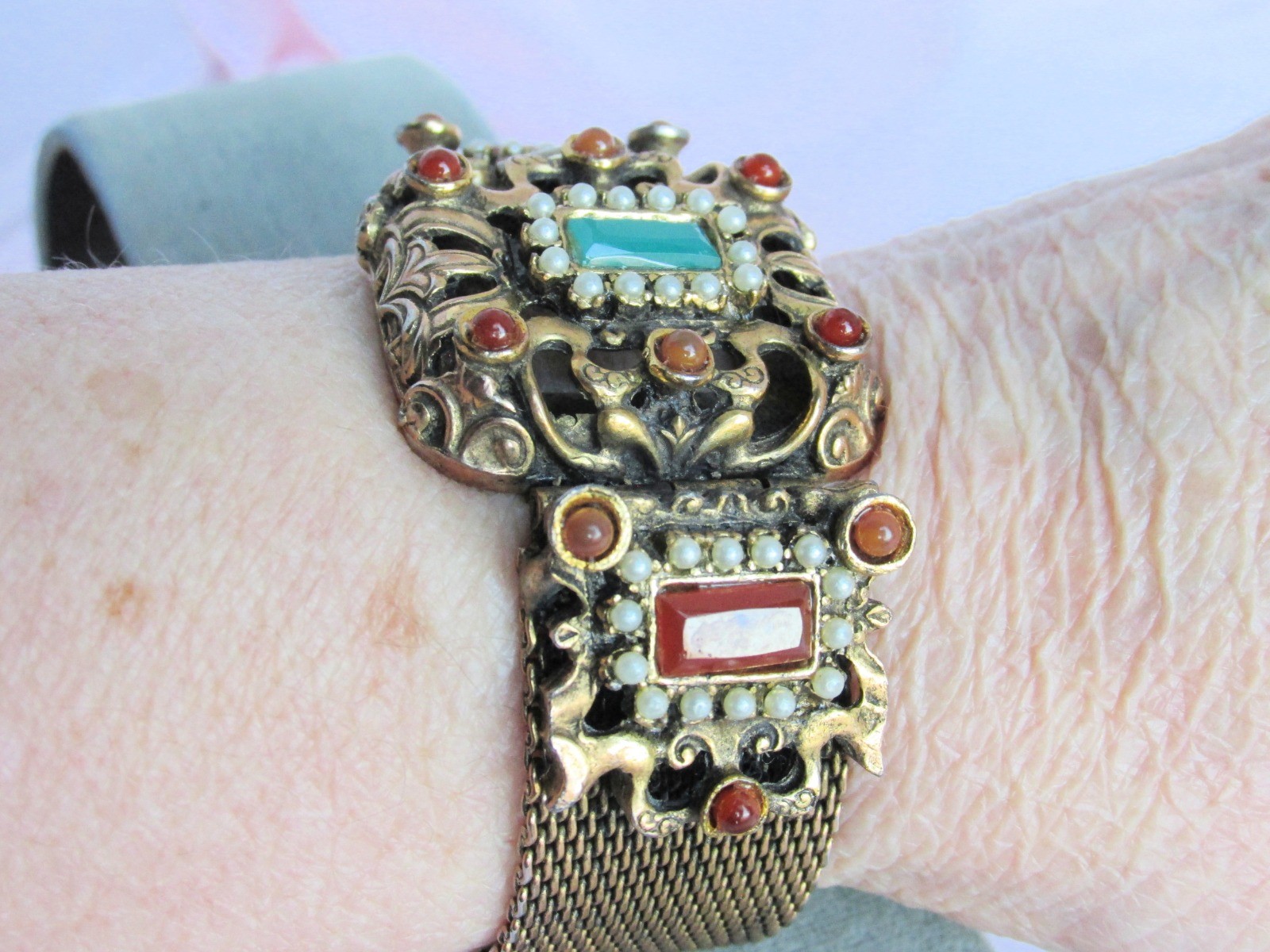 Antiqu Victorian Brass Mesh Faux Emerald Faux Carnelian Bracelet Intricate Clasp