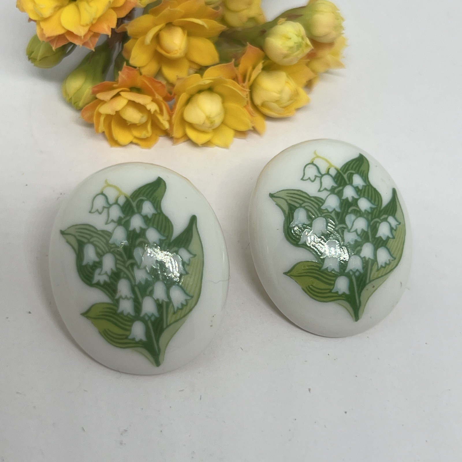 Vintage 1990 Avon Pierced Earrings Porcelain Oval Floral Lily Of The Valley